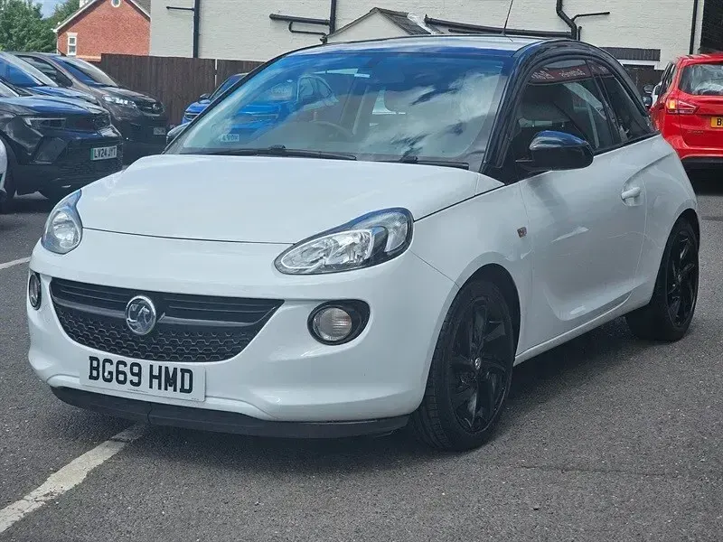 Used Vauxhall Adam 70 HP (51 kW) 2019 White Hatchback