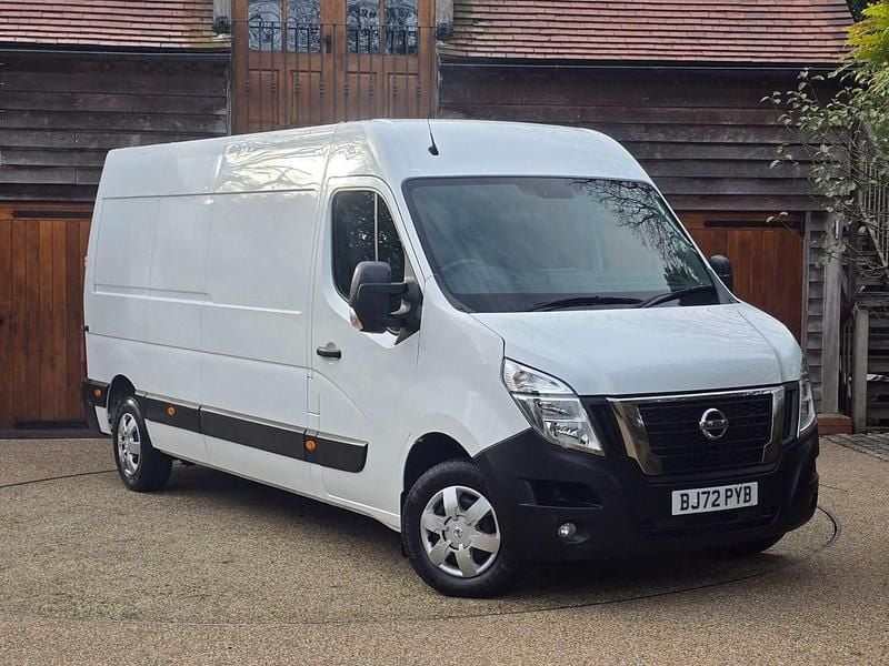 White Used 2022 Nissan Interstar Tekna Van | £14,495 (Fair price) - Image 1/4