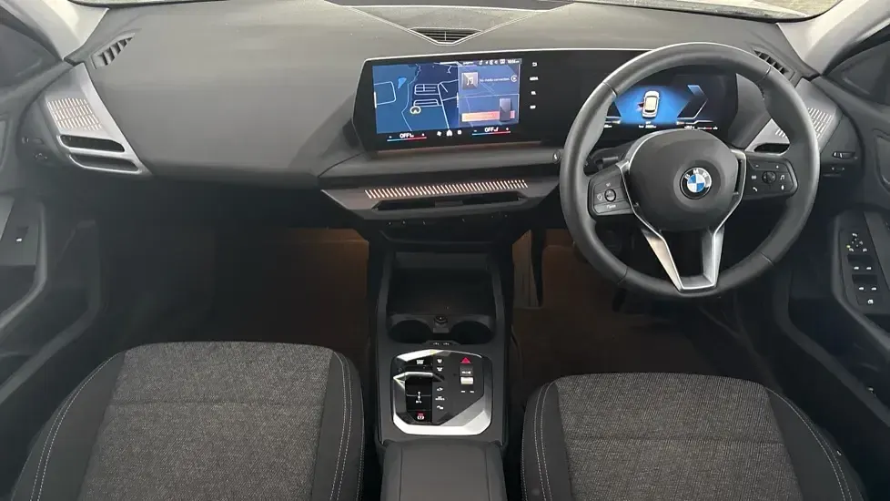 Used BMW 120 Sport Line 168 HP (123 kW) 2025 White Hatchback