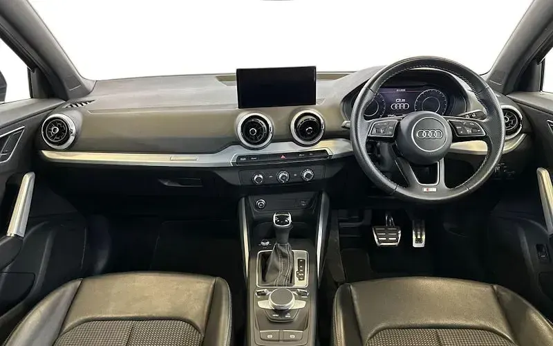 Used Audi Q2 S-Line 150 HP (110 kW) 2023 Blue SUV