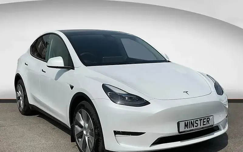 Usado Tesla Model Y Long Range AWD 286 kW (389 HP) 2025 SUV
