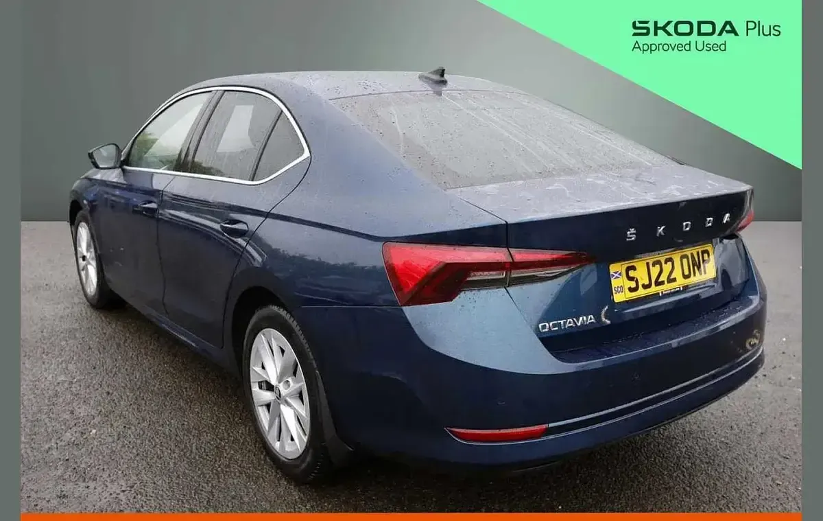 Begagnad Skoda Octavia SE L 150 HK (110 kW) 2022 Blå Halvkombi
