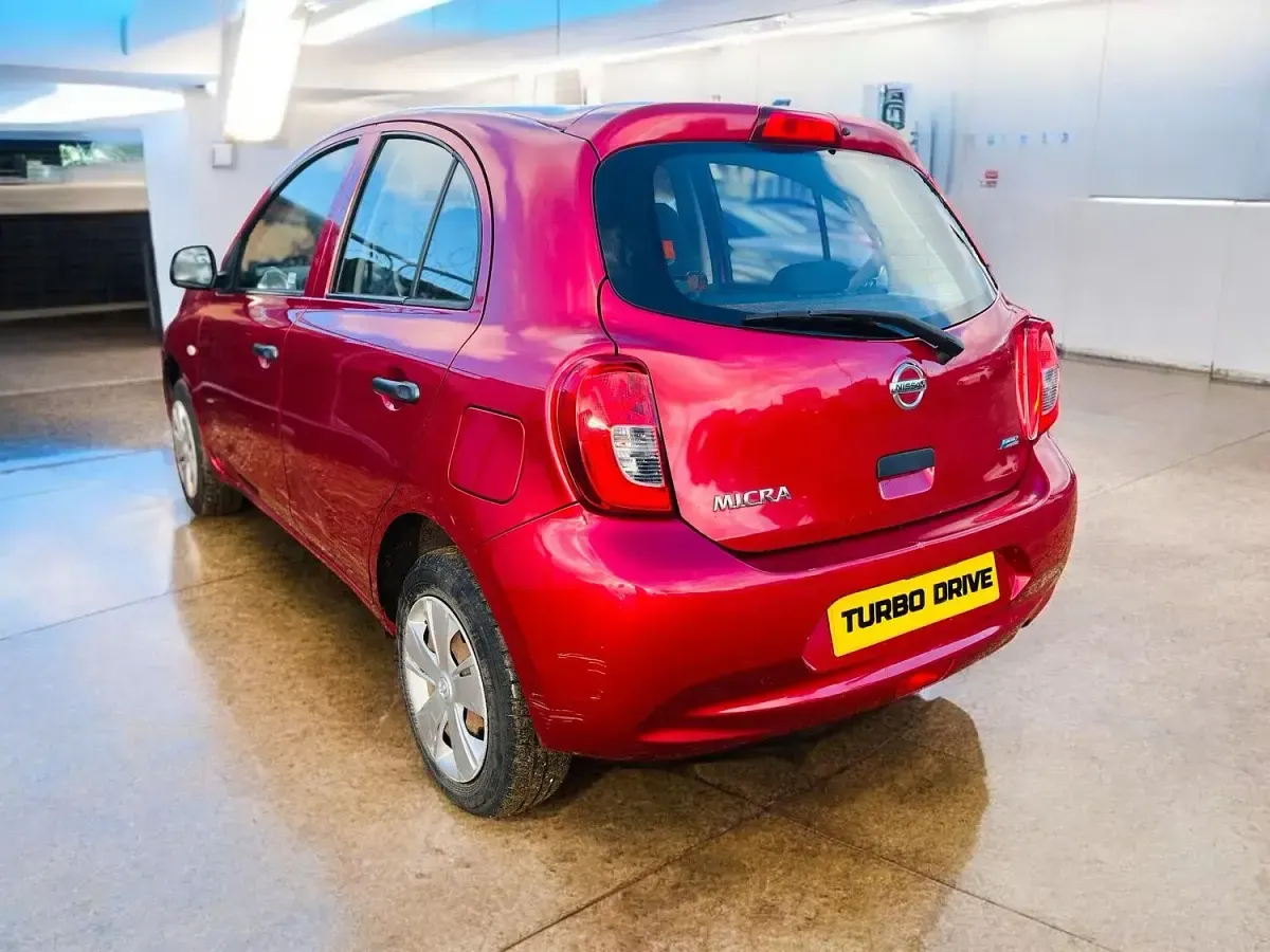 Begagnad Nissan Micra Visia 80 HK (58 kW) 2013 Röd Halvkombi