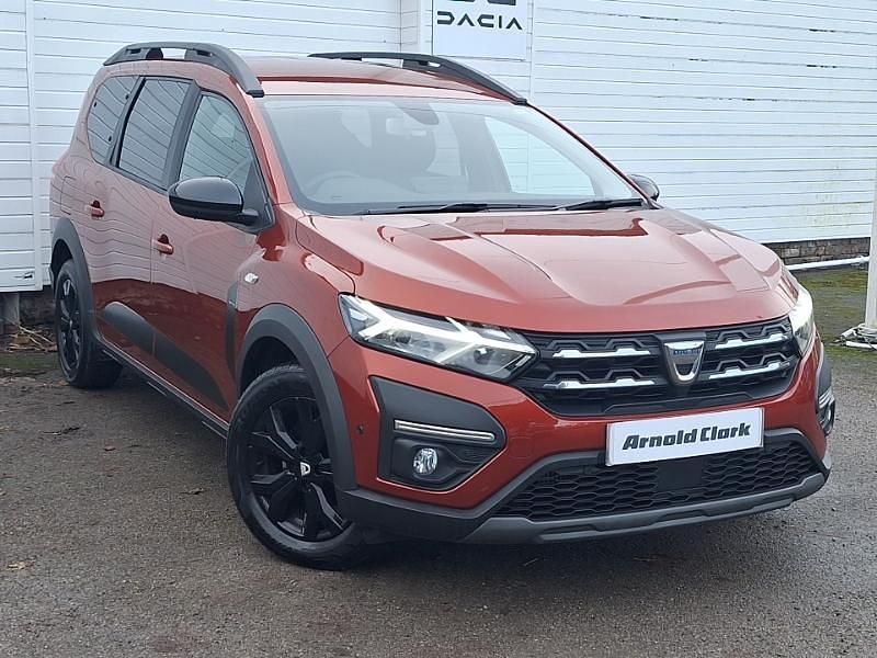Brown Used 2022 Dacia Jogger Extreme MPV | £14,498 (Fair price) - Image 1/4