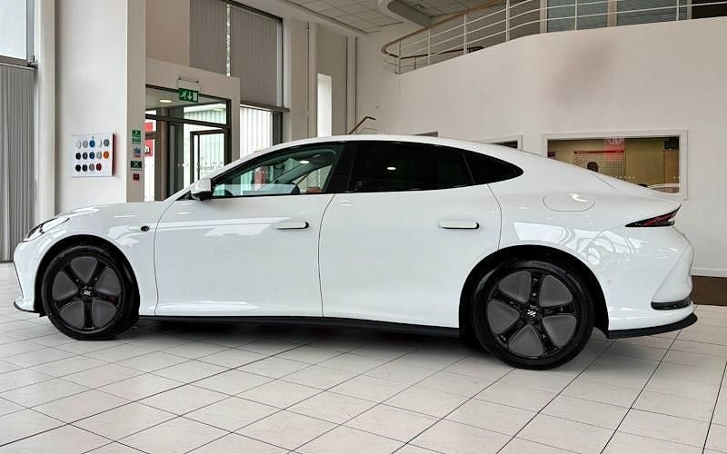 New MG IM5 216 kW (295 HP) 2025 Hatchback