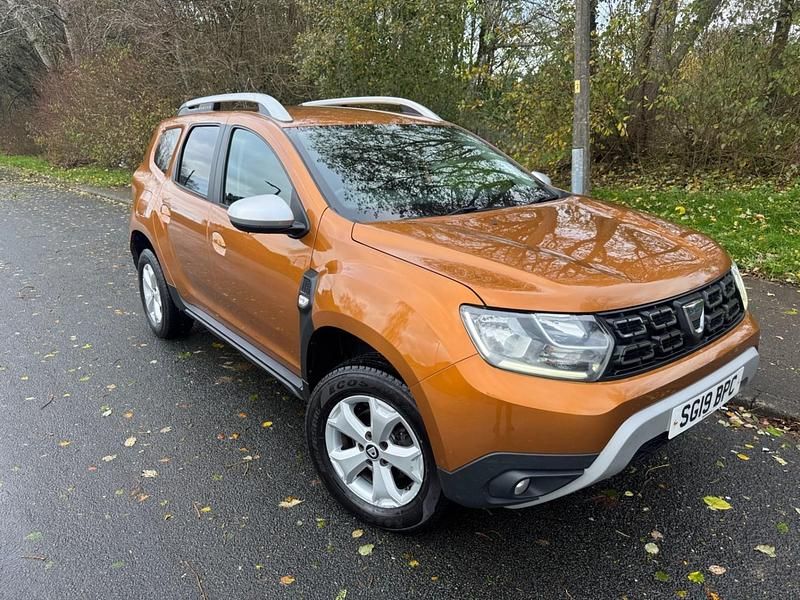 Orange Used 2019 Dacia Duster Comfort Hatchback | £6,795 (Fair price) - Image 1/4