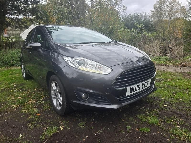 Grey Used 2016 Ford Fiesta Zetec Hatchback | £2,200 (A bit pricey) - Image 1/4