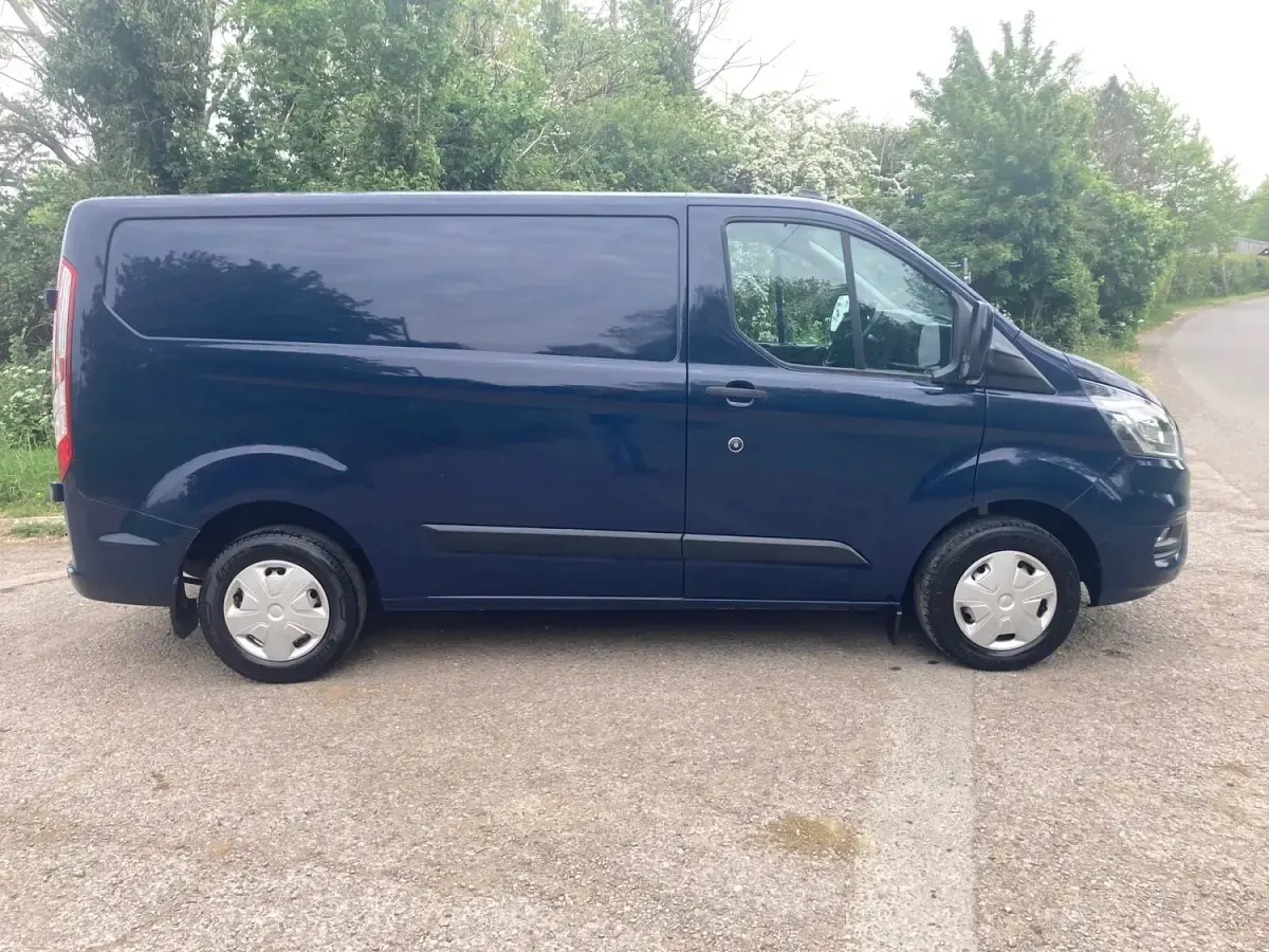 Used Ford Transit Custom Trend 130 HP (95 kW) 2021 Blue Van
