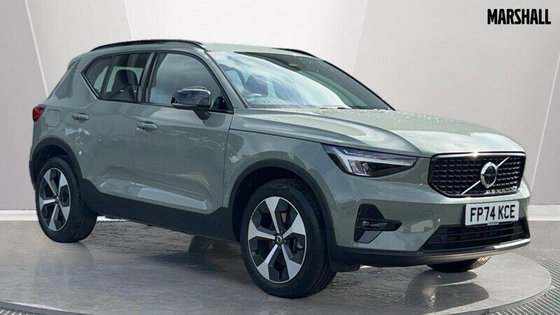 Green Used 2024 Volvo XC40 Plus SUV | £34,313 (A bit pricey) - Image 1/4