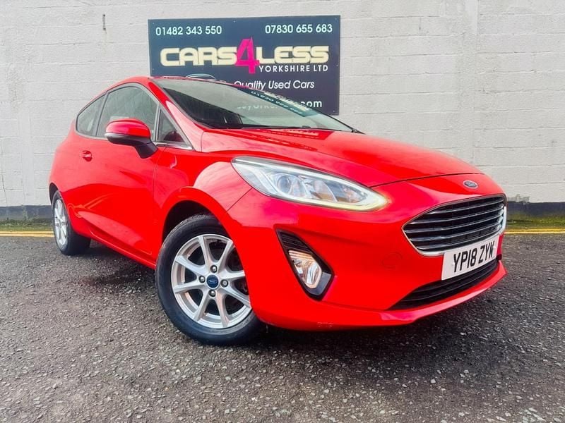 Used Ford Fiesta Zetec 100 HP (73 kW) 2018 Red Hatchback