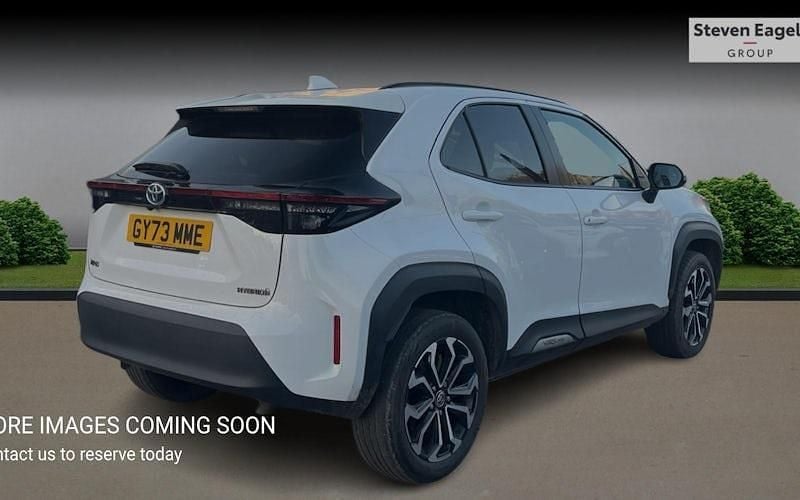 Used Toyota Yaris Hybrid Design 116 HP (85 kW) 2026 Estate