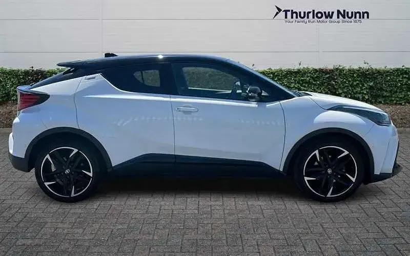 Used Toyota C-HR Sport 184 HP (135 kW) 2022 White SUV
