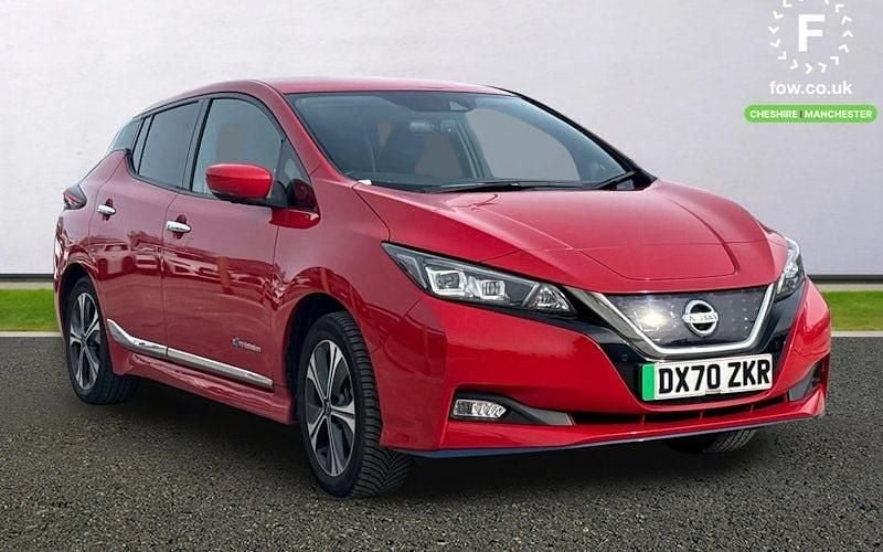 Used Nissan Leaf S 160 kW (218 HP) 2020 Red Hatchback
