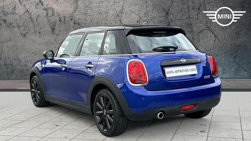Used Mini Cooper Classic 134 HP (98 kW) 2020 Blue Hatchback