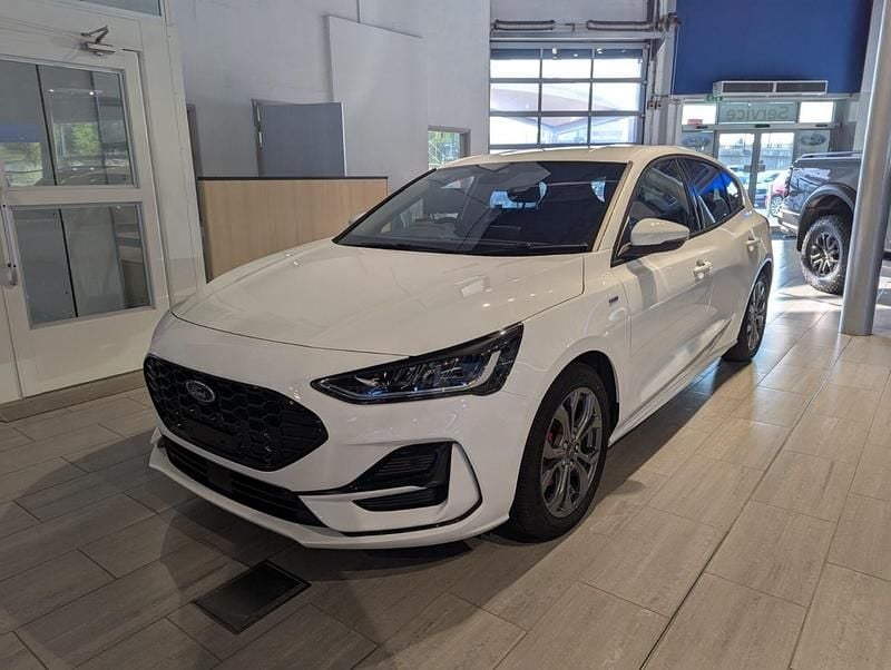 New Ford Focus ST-Line 2025 Hatchback