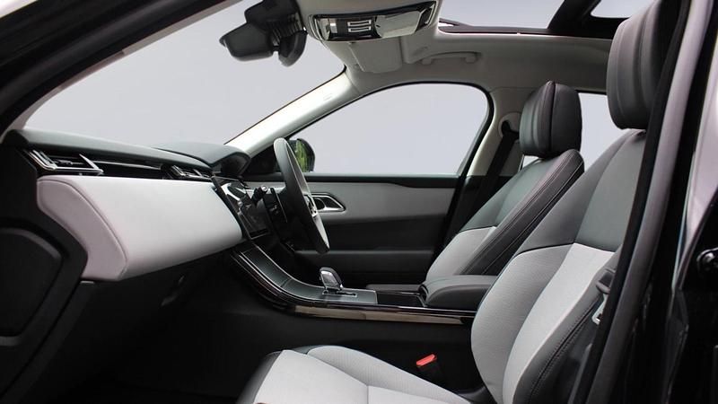 Used Land Rover Range Rover Velar HSE Dynamic 404 HP (297 kW) 2025 Santorini black SUV