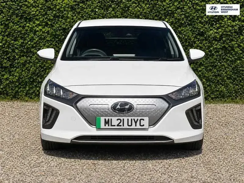 Used Hyundai Ioniq Premium 100 kW (136 HP) 2021 White Hatchback