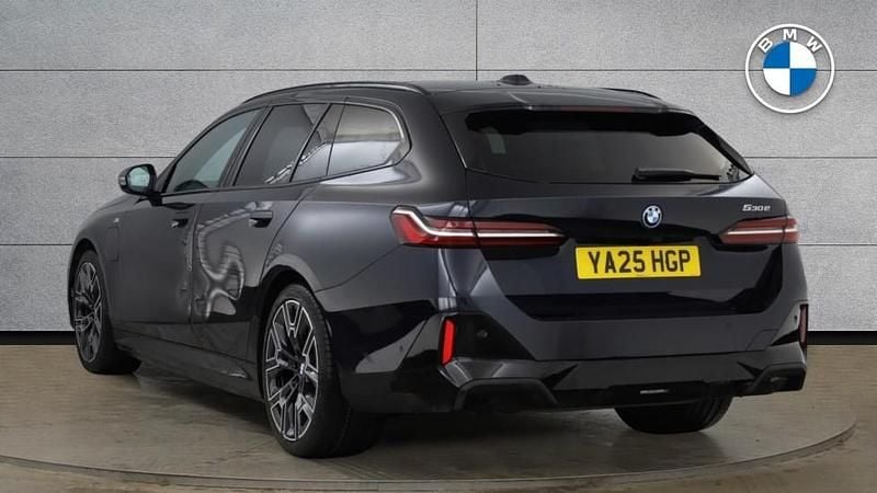 Used BMW 530e M Sport 295 HP (216 kW) 2025 Black Estate