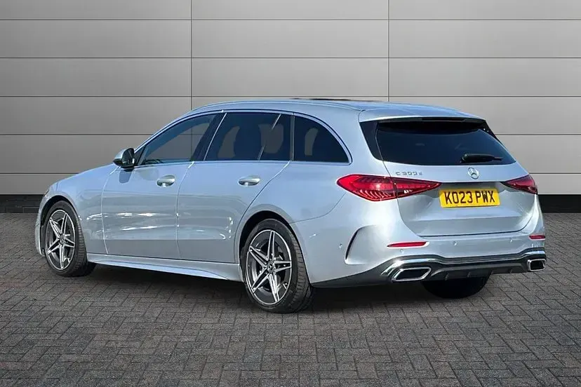Used Mercedes C300 AMG line 281 HP (206 kW) 2023 High tech silver Estate