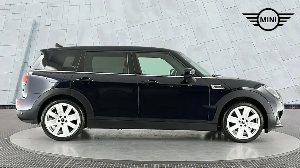Used Mini Cooper Clubman Exclusive 134 HP (98 kW) 2023 Black Estate