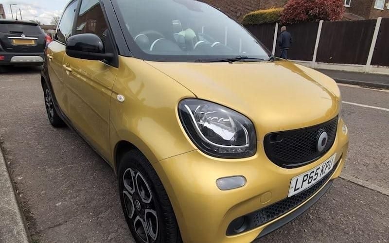 Used 2019 Smart ForFour Premium Hatchback | £5,250 (Fair price) - Image 1/4