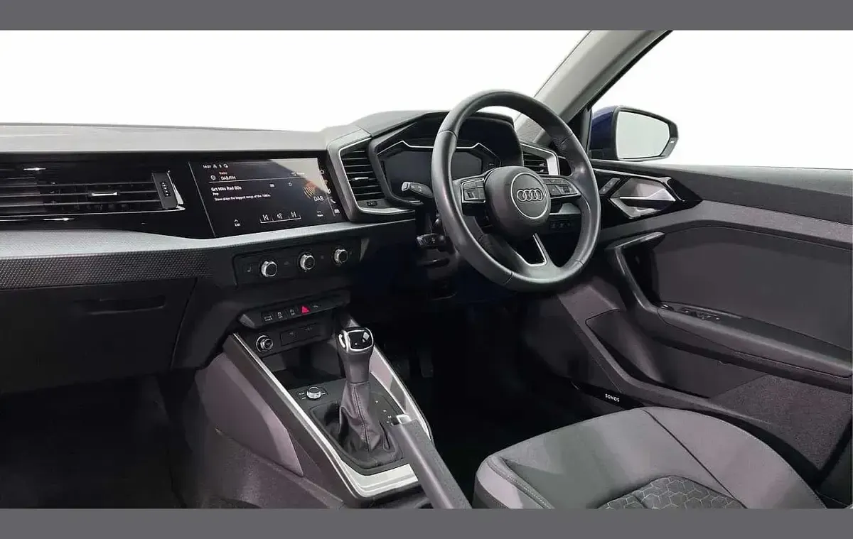 Used Audi A1 Sport 108 HP (79 kW) 2023 Blue SUV