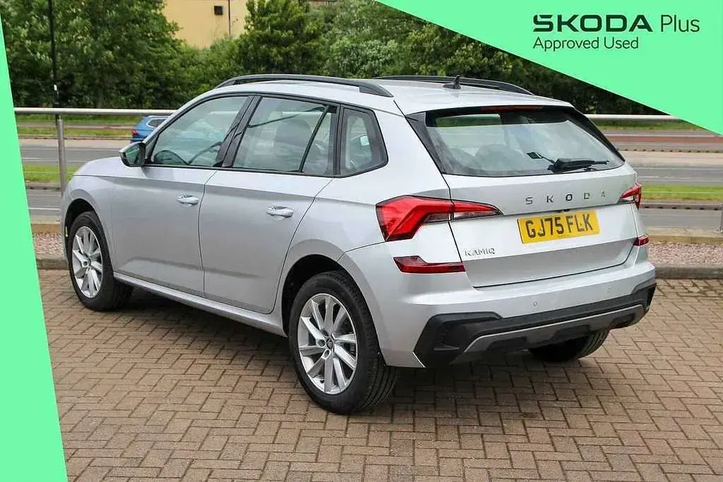 Used Skoda Kamiq SE 94 HP (69 kW) 2025 Brilliant silver metallic SUV