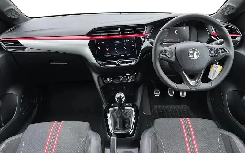Used Vauxhall Corsa GS Line 75 HP (55 kW) 2022 White Hatchback
