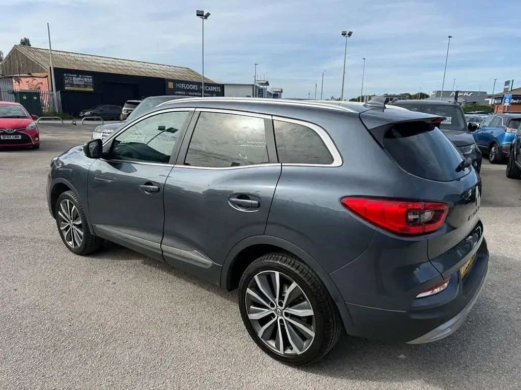 Used Renault Kadjar Version S 116 HP (85 kW) 2019 Grey SUV