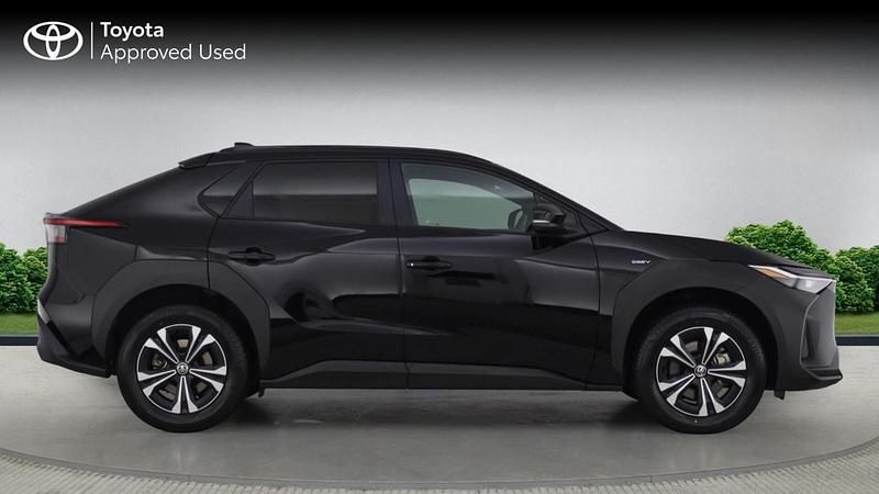 Used Toyota bZ4X PURE 150 kW (204 HP) 2024 Black SUV