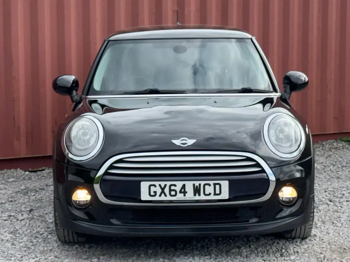 Used Mini Cooper Hatch 136 HP (100 kW) 2014 Black Hatchback
