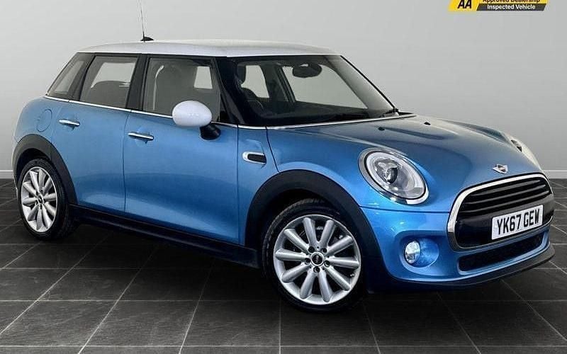 Blue Used 2018 Mini Cooper Hatch Hatchback | £8,795 (Super price) - Image 1/2
