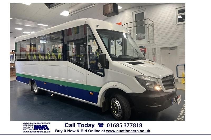 Used Mercedes Sprinter 130 HP (95 kW) 2015 White