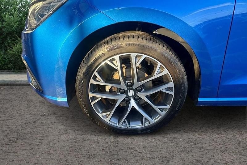 Used Seat Ibiza XCELLENCE Lux 95 HP (69 kW) 2022 Blue Hatchback
