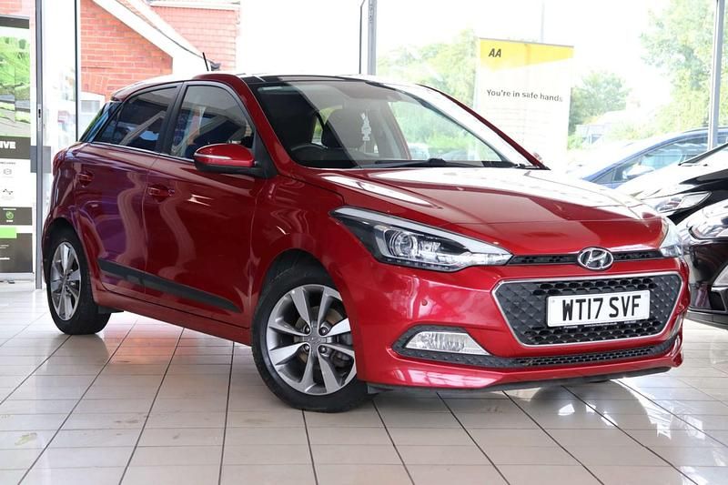 Red Used 2017 Hyundai i20 Premium SE Hatchback | £9,560 (Fair price) - Image 1/4
