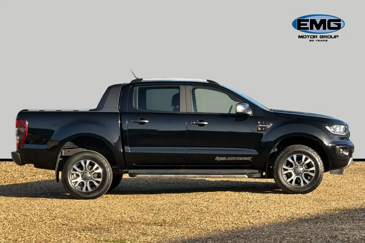 Begagnad Ford Ranger Wildtrack 2021 Svart Pickup
