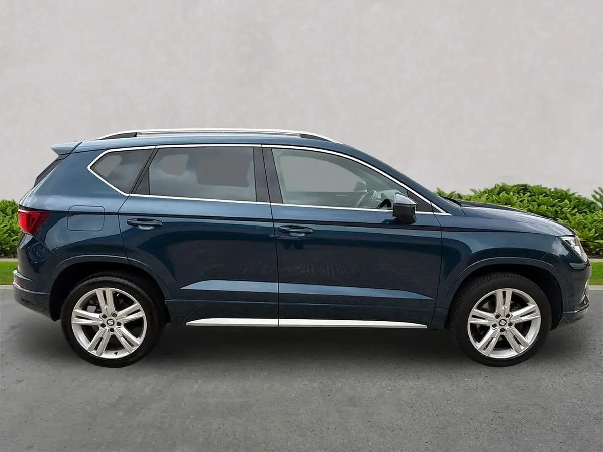 Used Seat Ateca FR 150 HP (110 kW) 2017 Blue SUV