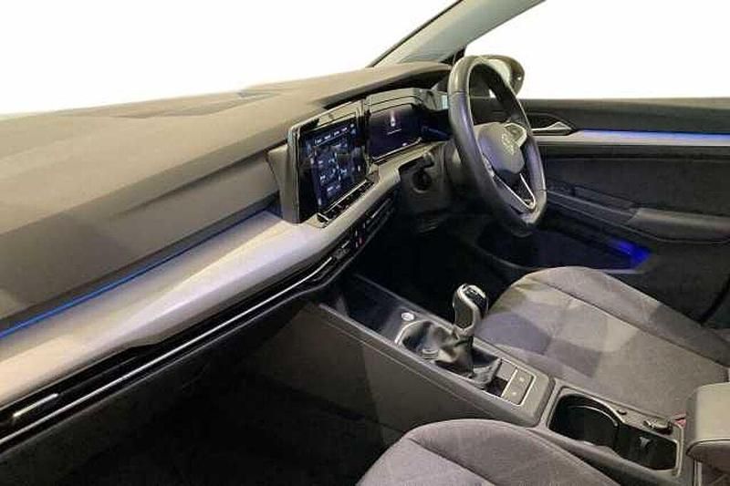 Used VW Golf VIII Life 115 HP (84 kW) 2023 Grey Hatchback