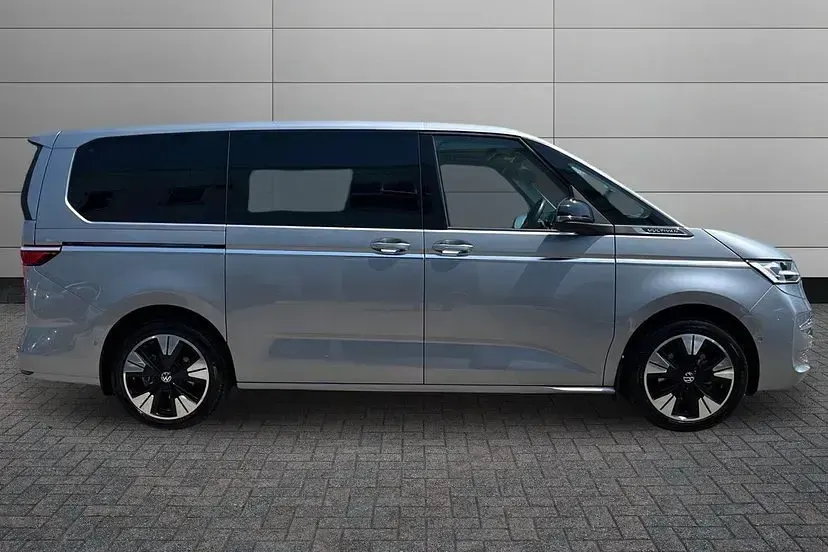 Used VW Multivan Style 150 HP (110 kW) 2025 Silver MPV