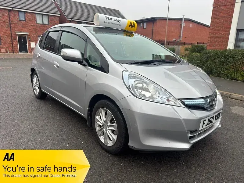 Used Honda Jazz Hybrid 100 HP (73 kW) 2010 Silver Hatchback