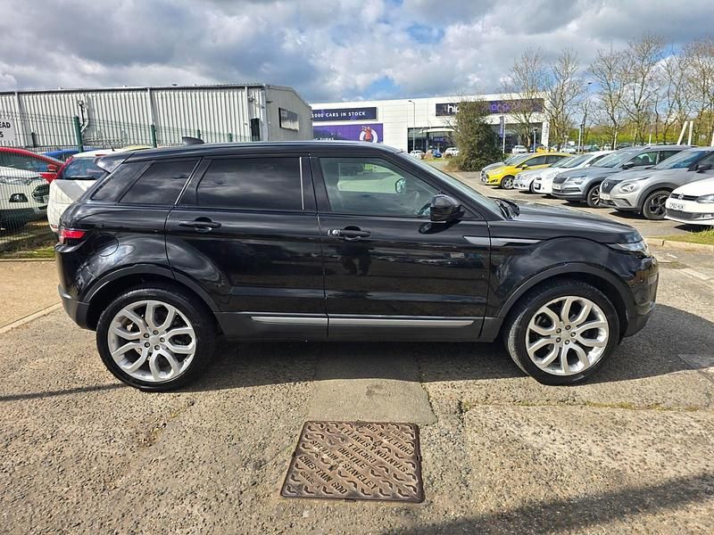 Used Land Rover Range Rover evoque SE 150 HP (110 kW) 2016 Black Estate