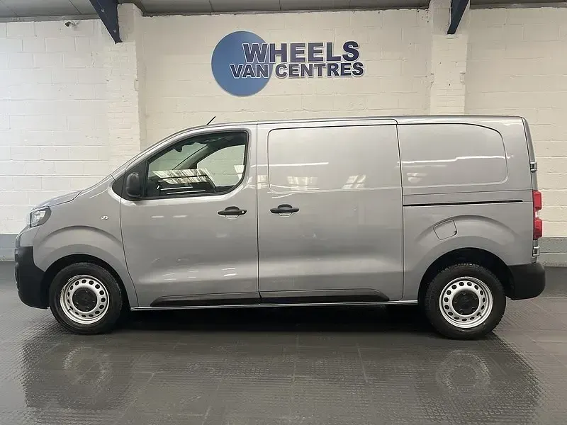 Second-hand Peugeot Expert Premium 2023 Gri Van