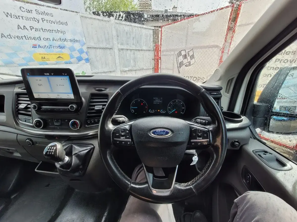 Usado Ford Transit Trend 130 HP (95 kW) 2021 Branco Van