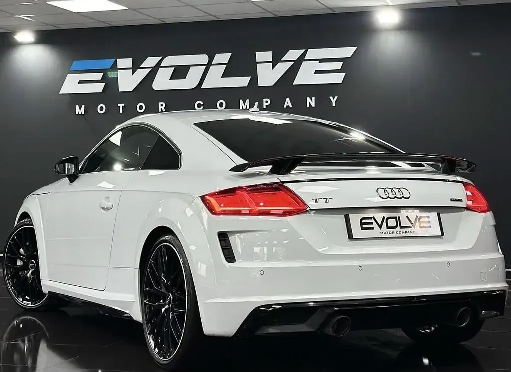 Used Audi TT Black Edition 245 HP (180 kW) 2019 White Coupe