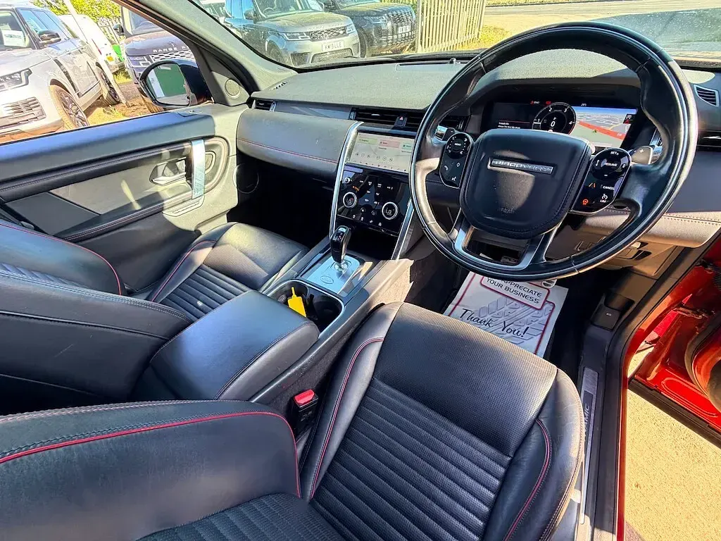 Used Land Rover Discovery Sport HSE Dynamic 180 HP (132 kW) 2020 Red SUV
