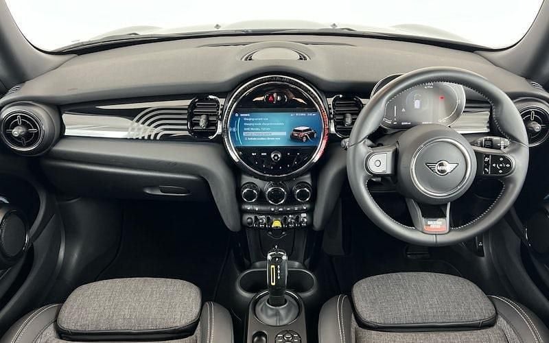 Used Mini Cooper 135 kW (184 HP) 2023 Hatchback