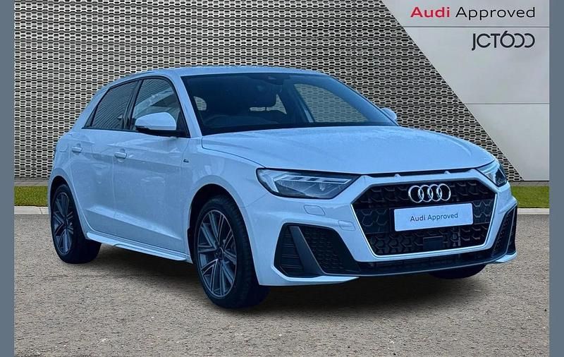 Used Audi A1 S-Line 113 HP (83 kW) 2025 White Hatchback