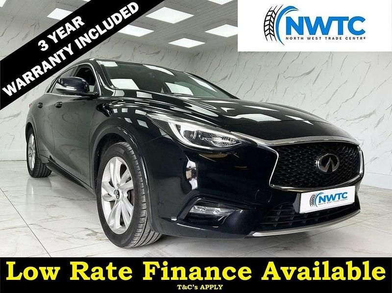 Black Used 2017 Infiniti Q30 Hatchback | £5,995 (Fair price) - Image 1/3