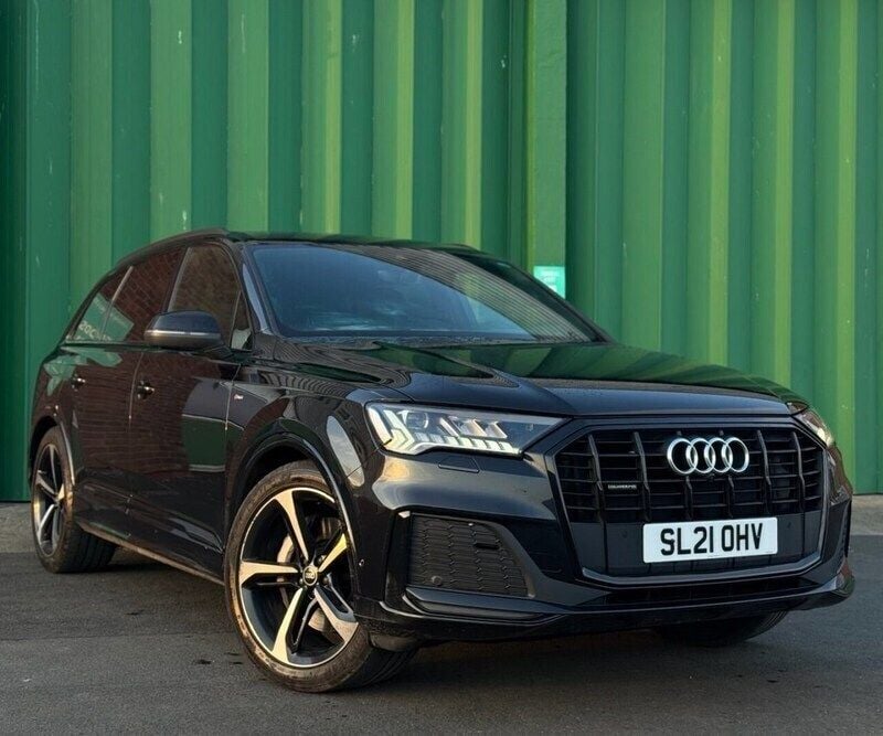 Black Used 2021 Audi Q7 S-Line SUV | £34,995 (Fair price) - Image 1/4
