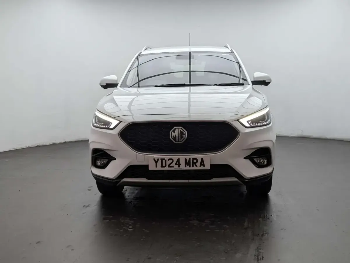 Used MG ZS Exclusive 111 HP (81 kW) 2024 White SUV